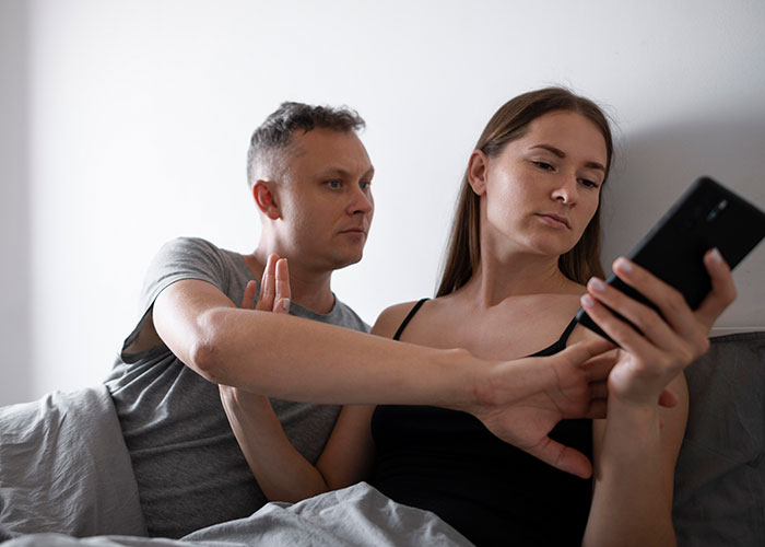 Woman Finds Out She Was Just A Convenient Plan B For Her Husband, Can’t Believe She Was Fooled
