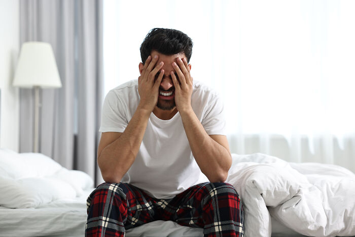 48 Tests Women Use To See If Their Dates Are Red Flags