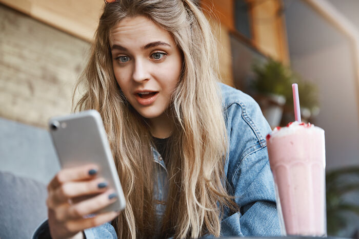 48 Tests Women Use To See If Their Dates Are Red Flags