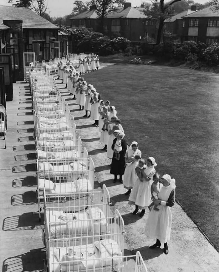 87 Old Photos That Show People’s Lives From A Different Time