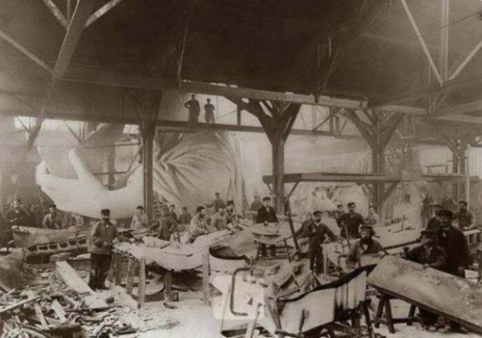 87 Old Photos That Show People’s Lives From A Different Time