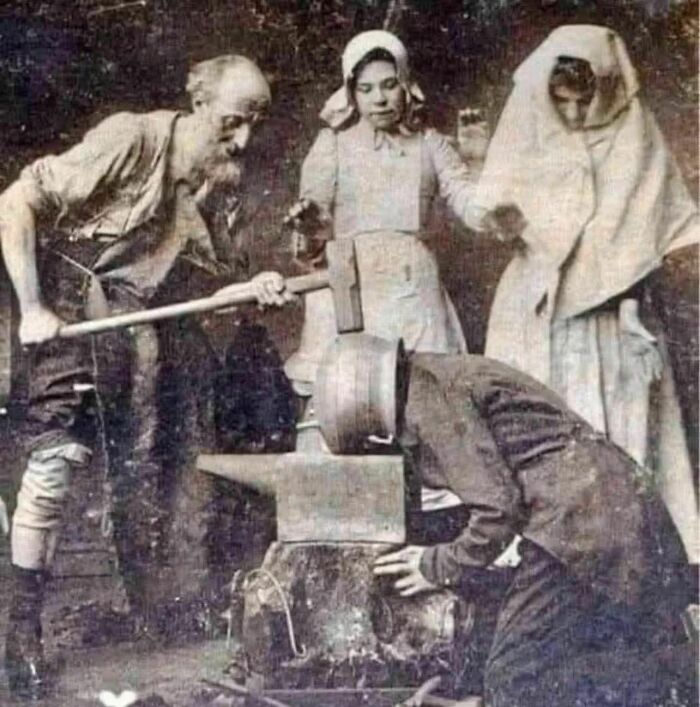 87 Old Photos That Show People’s Lives From A Different Time