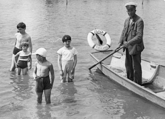 87 Old Photos That Show People’s Lives From A Different Time