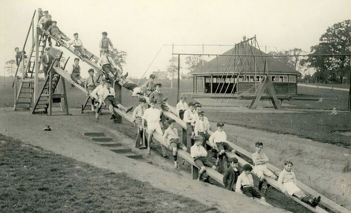 33 Historic Photos Of Playgrounds That Show How Being A Kid Back Then Was A Life Risk