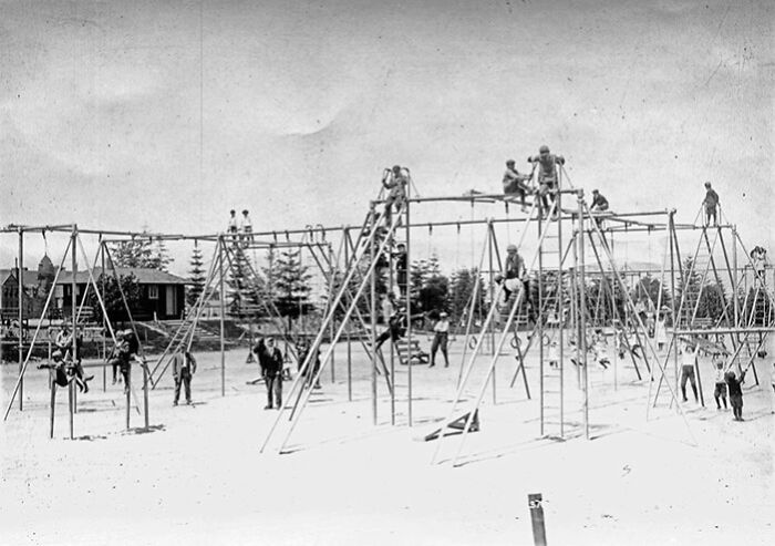 33 Historic Photos Of Playgrounds That Show How Being A Kid Back Then Was A Life Risk