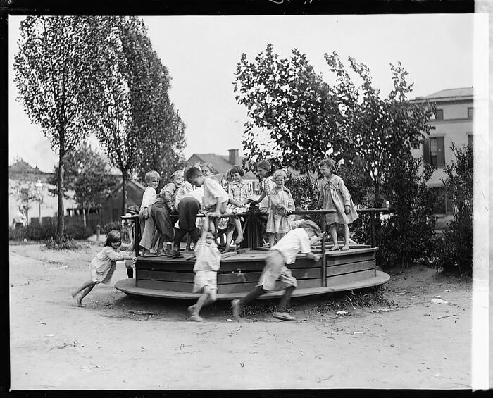 33 Historic Photos Of Playgrounds That Show How Being A Kid Back Then Was A Life Risk