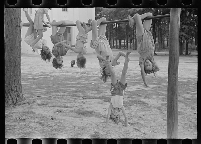 33 Historic Photos Of Playgrounds That Show How Being A Kid Back Then Was A Life Risk