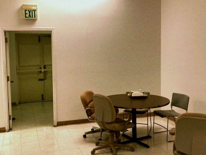 “It Looks Like A Prison And Feels Like One Too”: 60 Of The Worst Break Rooms Ever