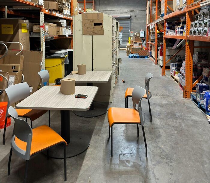 “It Looks Like A Prison And Feels Like One Too”: 60 Of The Worst Break Rooms Ever