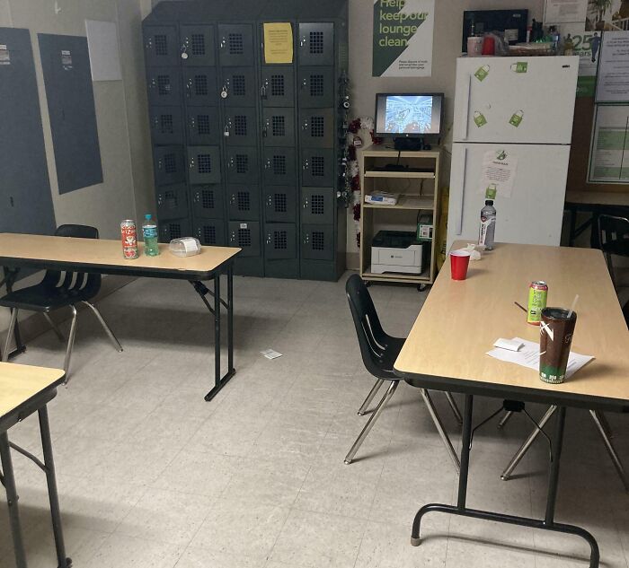 “It Looks Like A Prison And Feels Like One Too”: 60 Of The Worst Break Rooms Ever