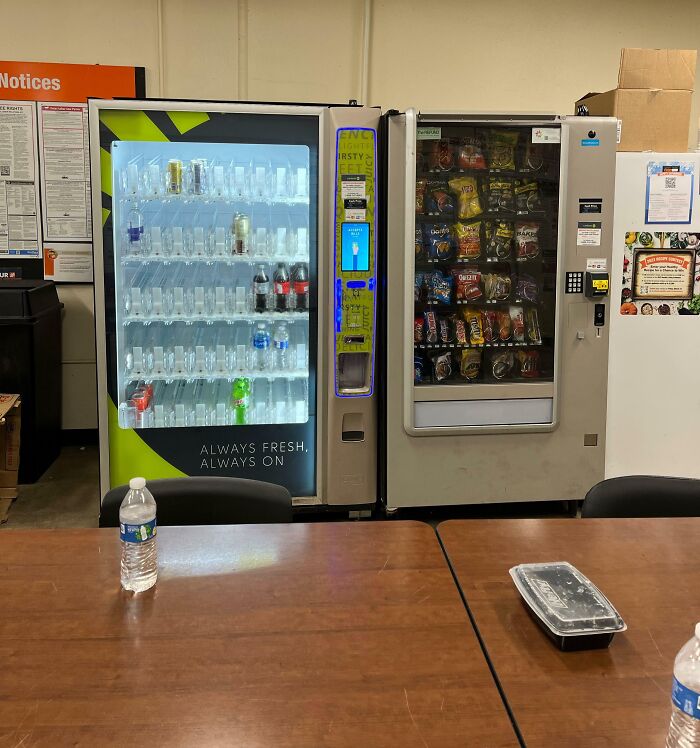 “It Looks Like A Prison And Feels Like One Too”: 60 Of The Worst Break Rooms Ever