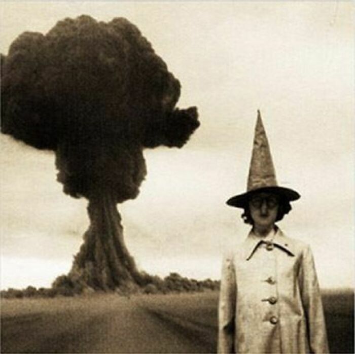 73 Photos With Strange And Unexplained Histories