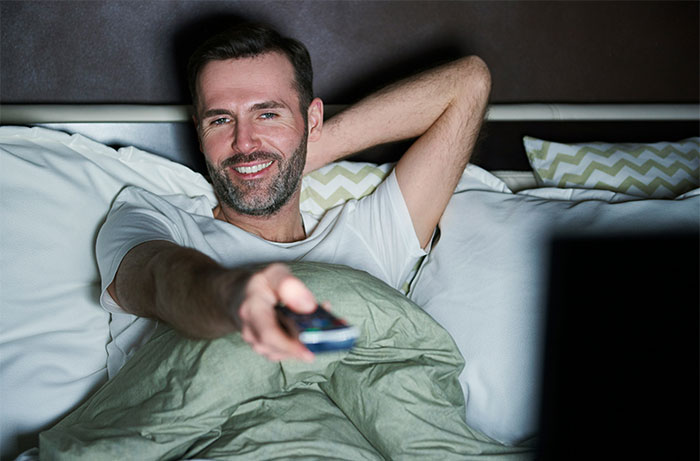 “Like A Raccoon”: 55 Women Share Their Revelations After Living With Men