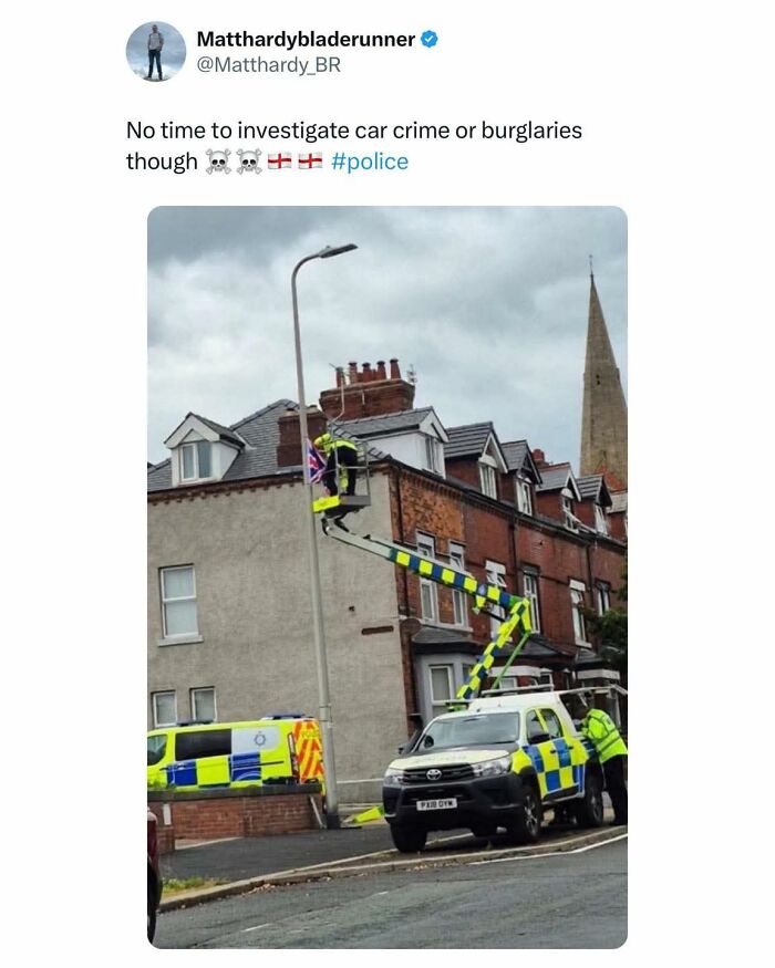 107 Ridiculously Funny British Jokes And Memes That Hit Harder Than Rent Prices In London