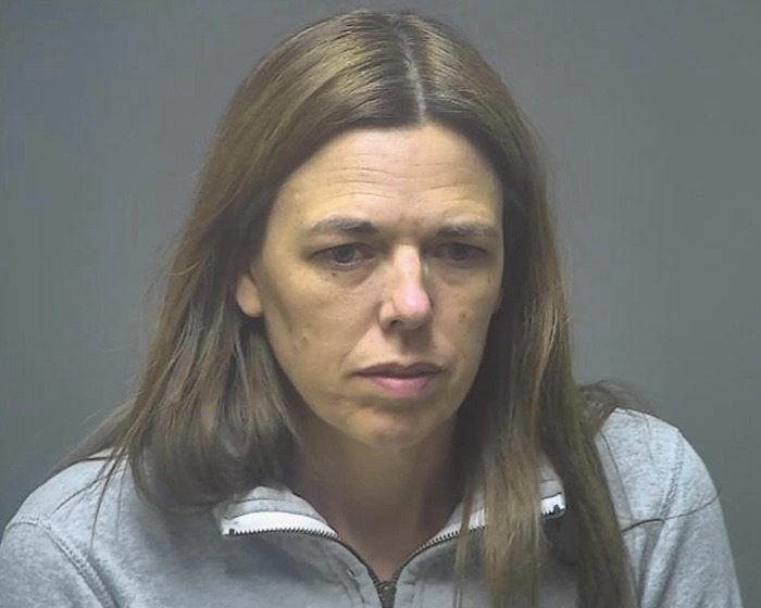 Mom Makes Shocking Confession After Anonymously Bullying Daughter For A Year