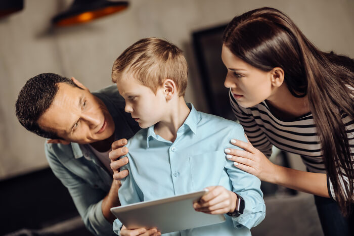 Ex-Husband Hides Stage 3 Prostate Cancer From Fam, Ex-Wife Learns Accidentally Through His Mail