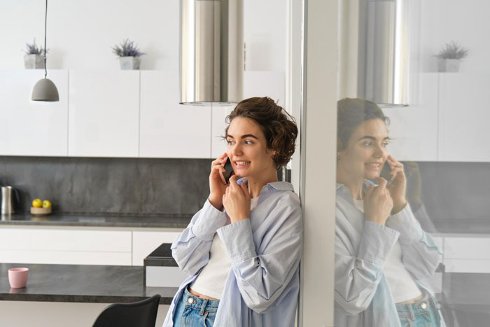 Landlords Call Fire Marshal To Prove Tenants Wrong About Broken Fire Alarm, Instantly Regret It