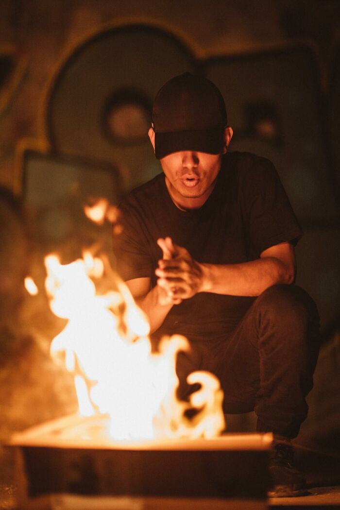 35 Creepy Stories That Are Perfect To Tell In The Dark Woods In Front Of A Camp Fire