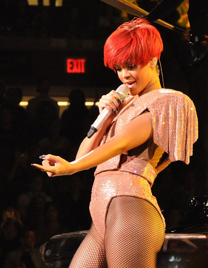 “What’s The Worst Concert You’ve Ever Been To?”: People Share Their Regrets