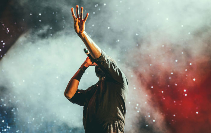 “What’s The Worst Concert You’ve Ever Been To?”: People Share Their Regrets