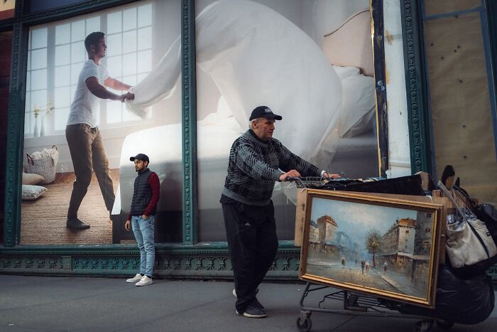 50 Unforgettable Moments Captured On The Streets By Billy Dinh