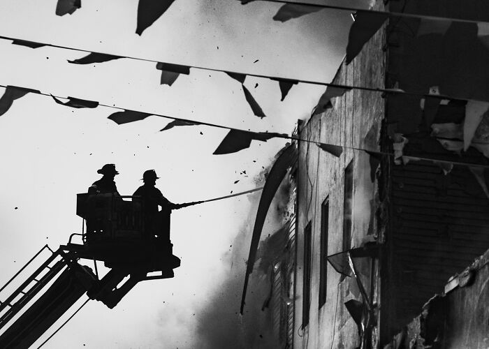 50 Unforgettable Moments Captured On The Streets By Billy Dinh