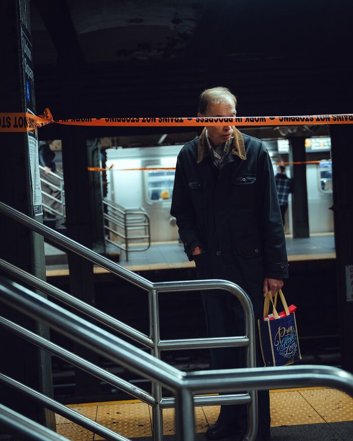 50 Unforgettable Moments Captured On The Streets By Billy Dinh