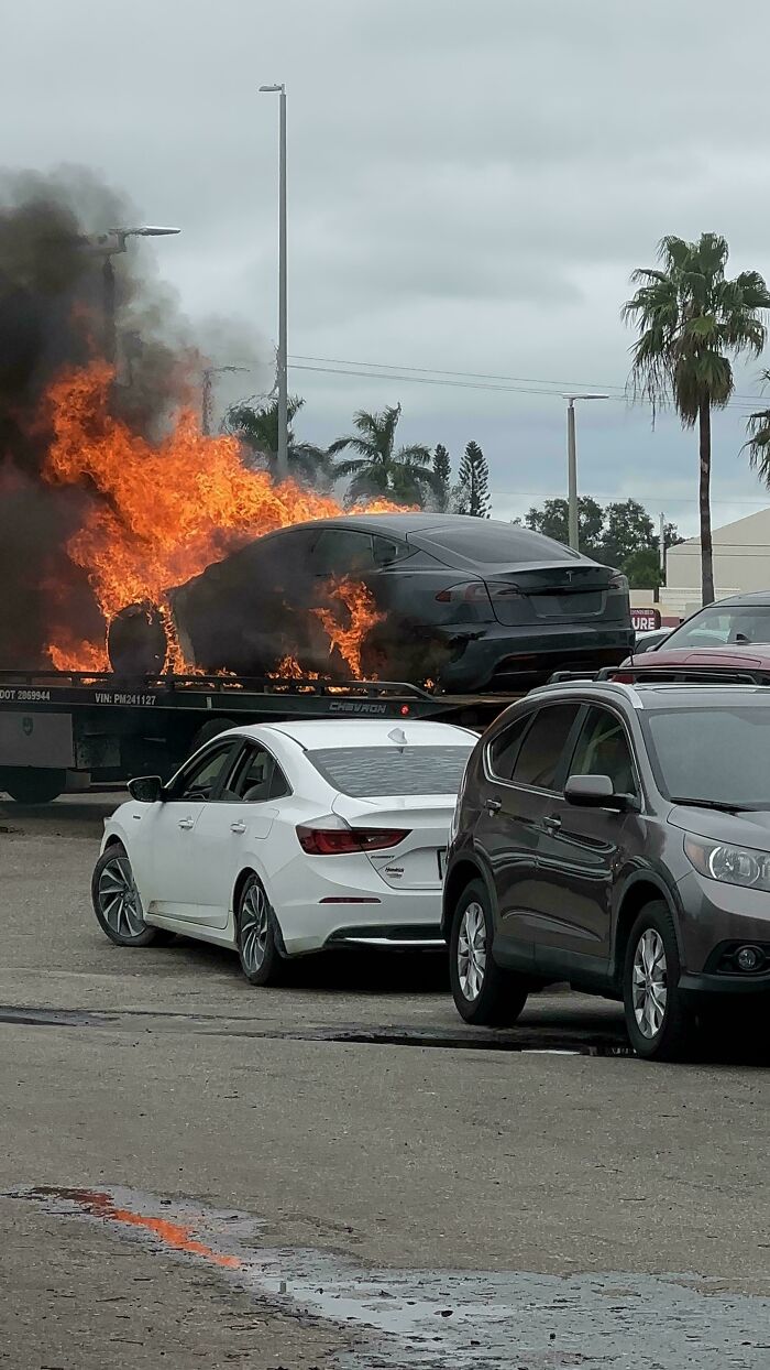 43 Times Customers Left Mechanics Speechless With What Just Rolled Into Their Shops (New Pics)