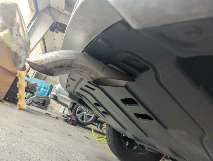 43 Times Customers Left Mechanics Speechless With What Just Rolled Into Their Shops (New Pics)
