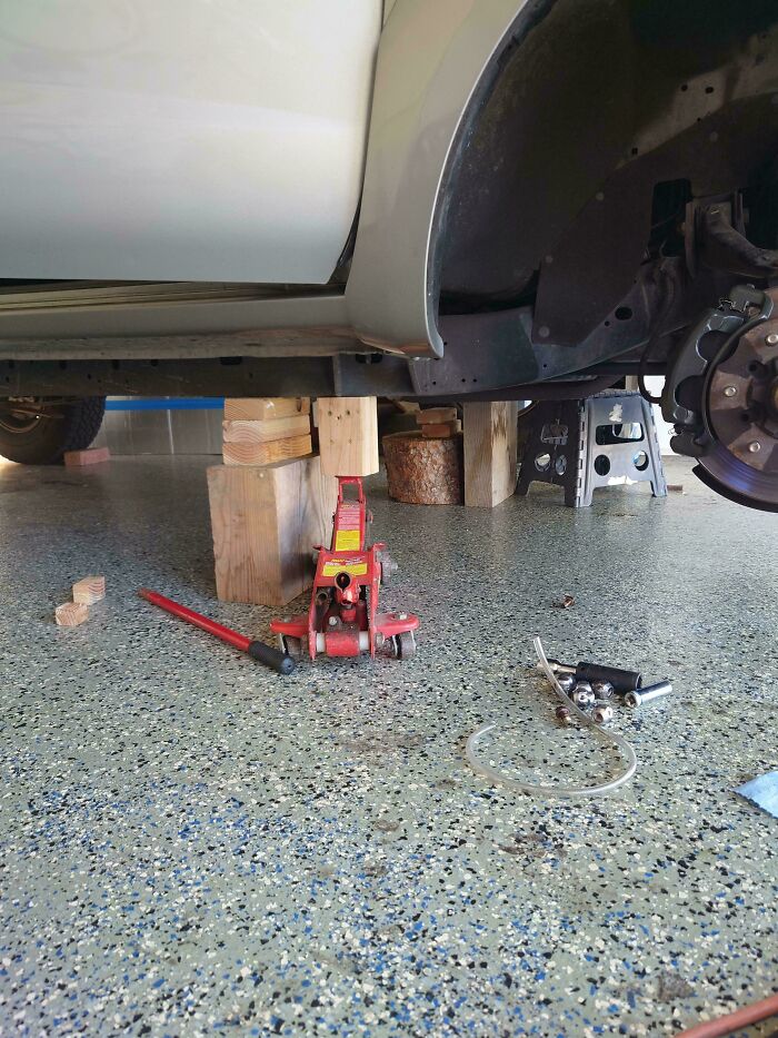 43 Times Customers Left Mechanics Speechless With What Just Rolled Into Their Shops (New Pics)