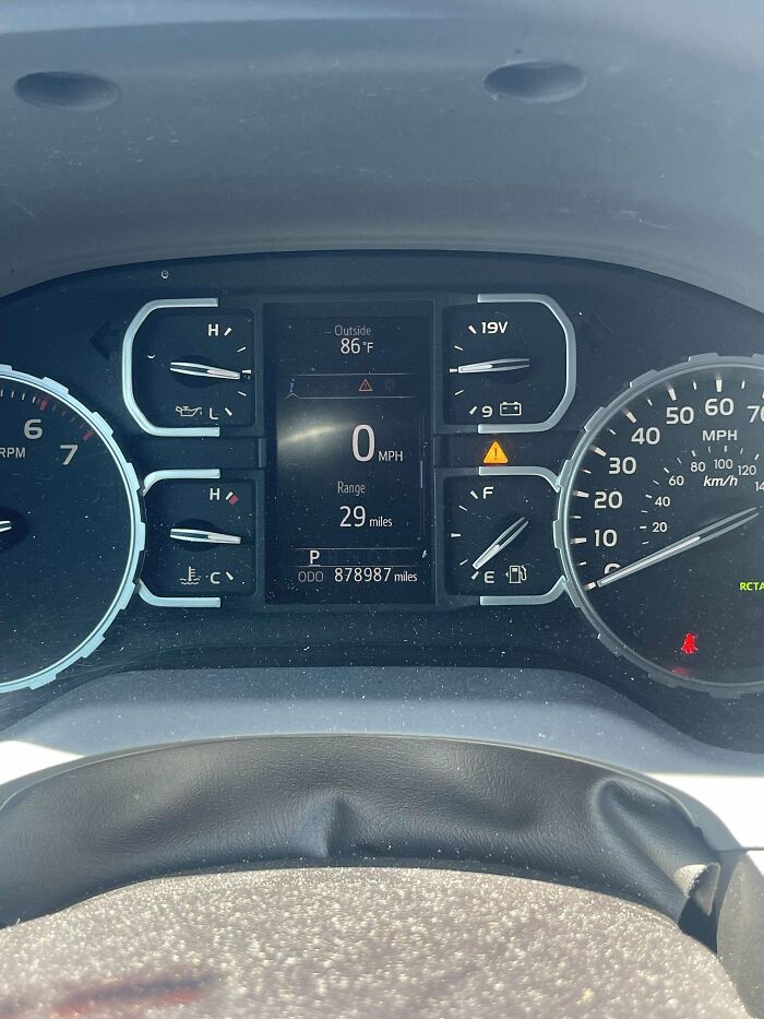 43 Times Customers Left Mechanics Speechless With What Just Rolled Into Their Shops (New Pics)