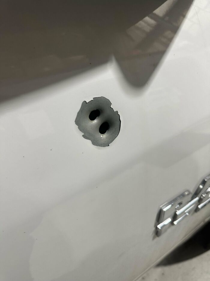 43 Times Customers Left Mechanics Speechless With What Just Rolled Into Their Shops (New Pics)