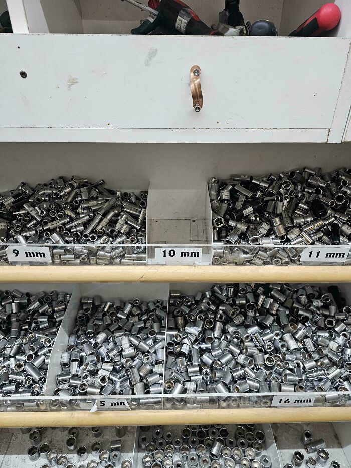 43 Times Customers Left Mechanics Speechless With What Just Rolled Into Their Shops (New Pics)