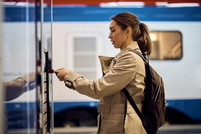 54 Employees Share Insider Tricks That Make Their Jobs So Much Easier