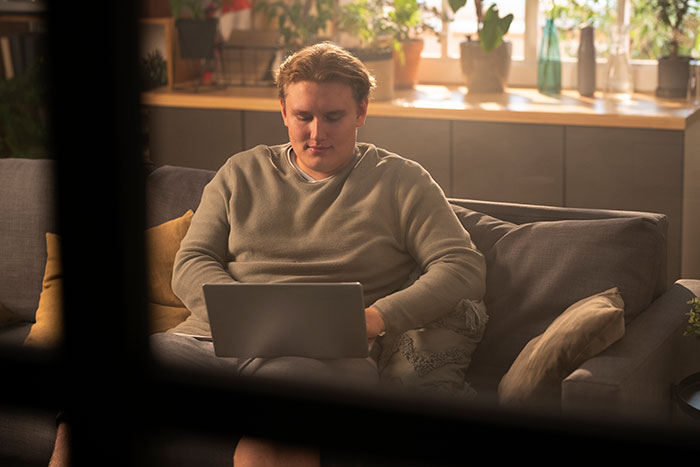 “I Really Felt Guilty”: 89 Catfish Stories That May Make You Question Every DM You’ve Ever Gotten