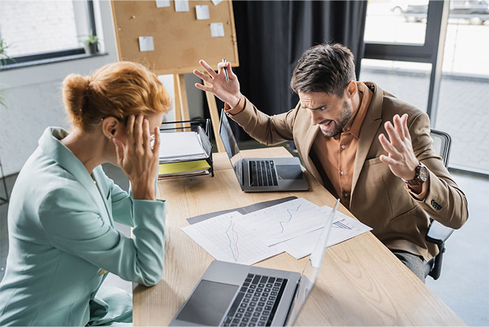 “My Mom’s Old Boss Is Having An Absolute Meltdown Because She Quit, And The Reason Is Just Golden”