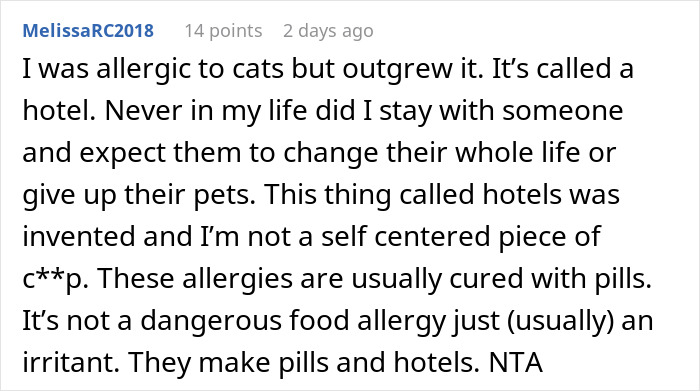 Pregnant Sis Demands Cat Be Removed During Visit, Older Sis Refuses, Parents Secretly Intervene