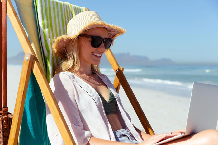 Boss Refuses To Approve Woman&#8217;s Tenerife Vacation, Says Next Day Her Productivity Will Be Low