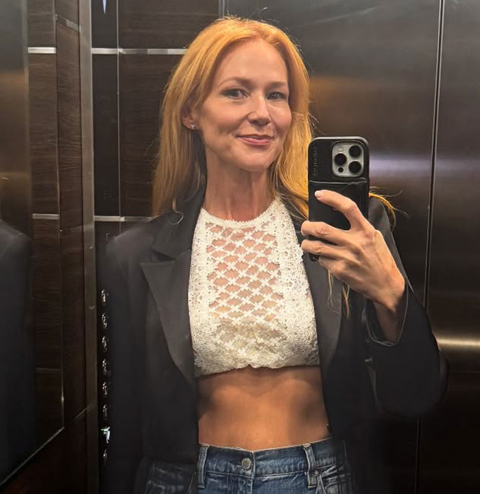 51-Year-Old 90s Star Shows Off Her Toned Body In Bikini And Reveals Her Fitness Secrets To Fans