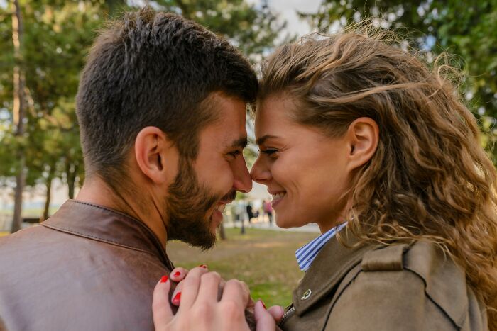 33 Real-Life Stories From Men Who Got Married For All The Wrong Reasons And How That&#8217;s Going Now