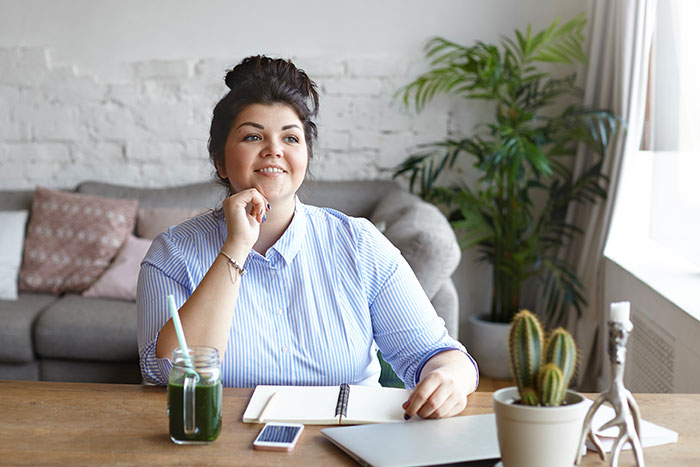 Chauvinist Boss Demands Lady Lose Weight For Client, She&#8217;s Delighted By How Karma Gets Back At Him