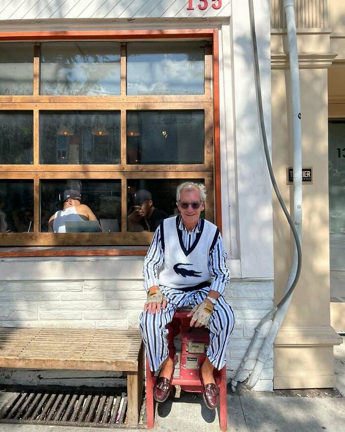 93 Cool And Stylish Grandparents Whose Outfits Could Put Younger Generations To Shame