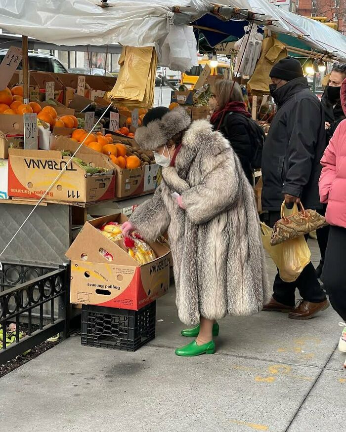 93 Cool And Stylish Grandparents Whose Outfits Could Put Younger Generations To Shame