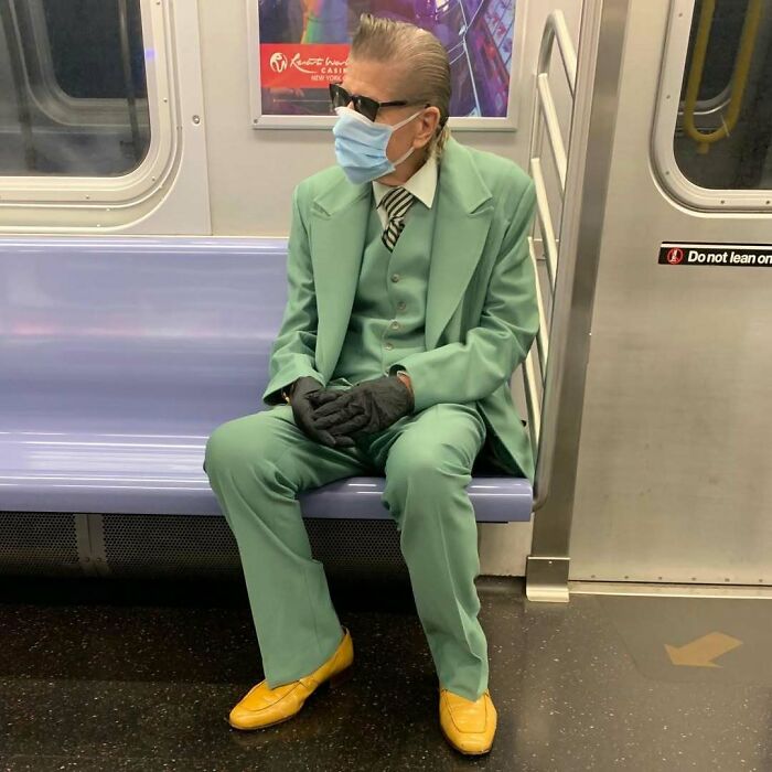 93 Cool And Stylish Grandparents Whose Outfits Could Put Younger Generations To Shame