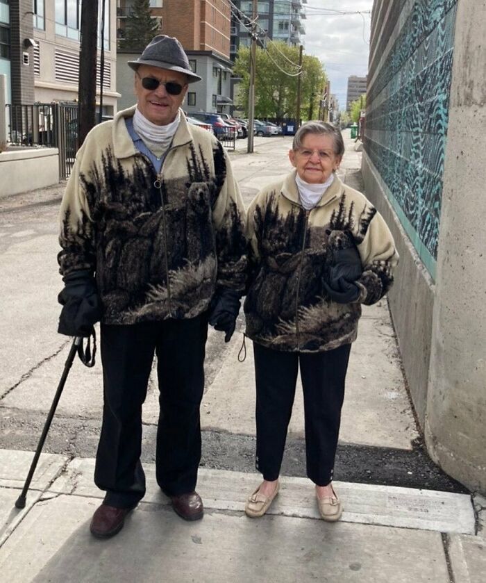 93 Cool And Stylish Grandparents Whose Outfits Could Put Younger Generations To Shame
