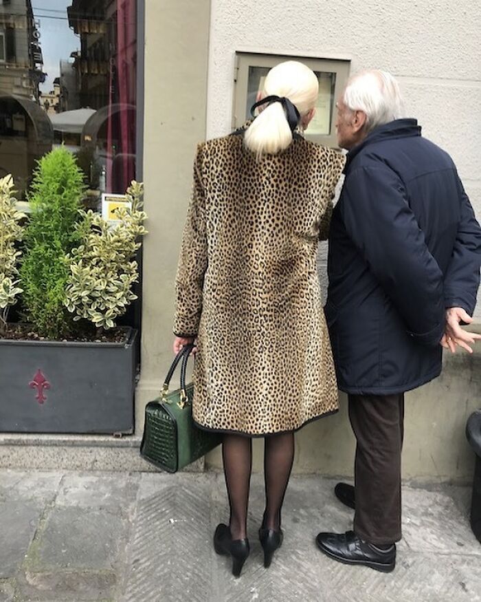 93 Cool And Stylish Grandparents Whose Outfits Could Put Younger Generations To Shame