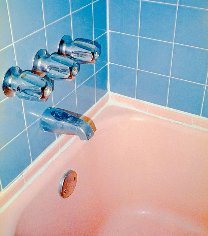 63 People Shared Creepy Things That Happened While They Were Home Alone