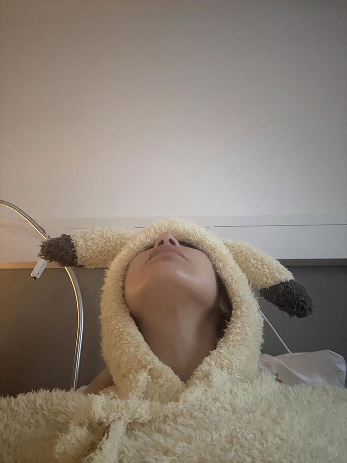 After Revealing “Years Of Invisible Suffering,” Bella Hadid Posts Alarming Photos From Hospital