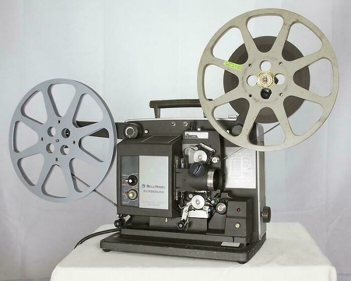 77 Photos Of Things That Don’t Exist Anymore And People Who Saw Them In Real Life Feel Old (New Pics)