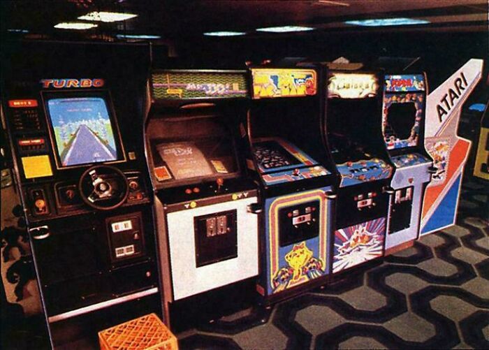77 Photos Of Things That Don’t Exist Anymore And People Who Saw Them In Real Life Feel Old (New Pics)